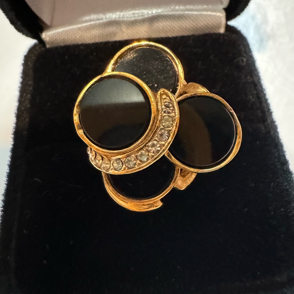 Vintage onyx 14K HGE gold art deco style ring